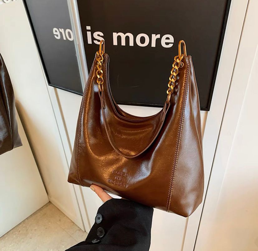 Large-Capacity Commuter Women's Bag 2025 Autumn New Tote Bag Autumn and Winter High-End Niche Retro Crossbody Shoulder Armpit Bag